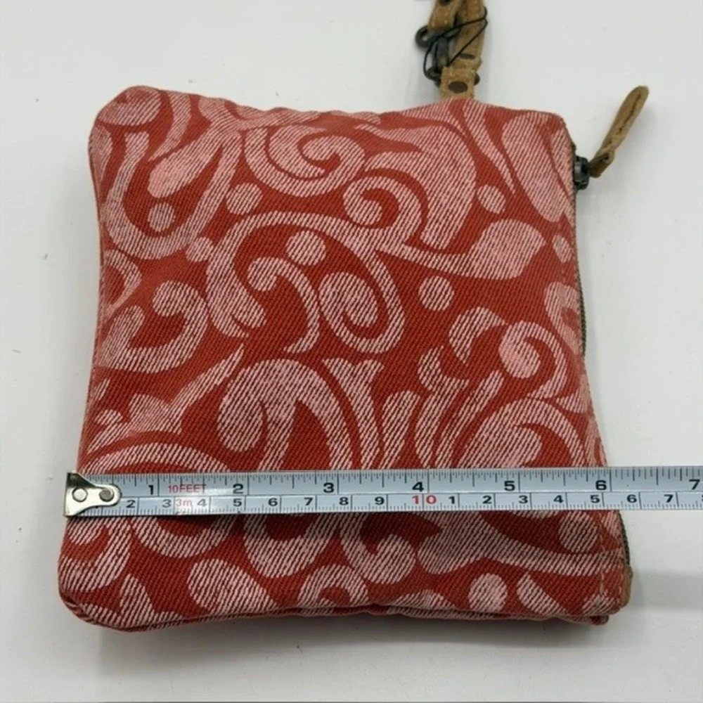 Myra Bag Red Scroll Canvas Wristlet Pouch Small Zipper Clutch New With Tags